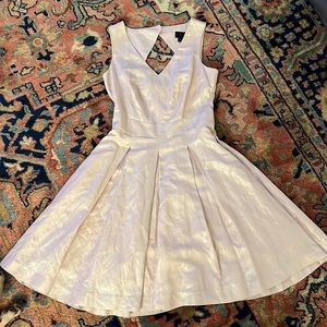 Banana Republic pink linen pleated dress size 0